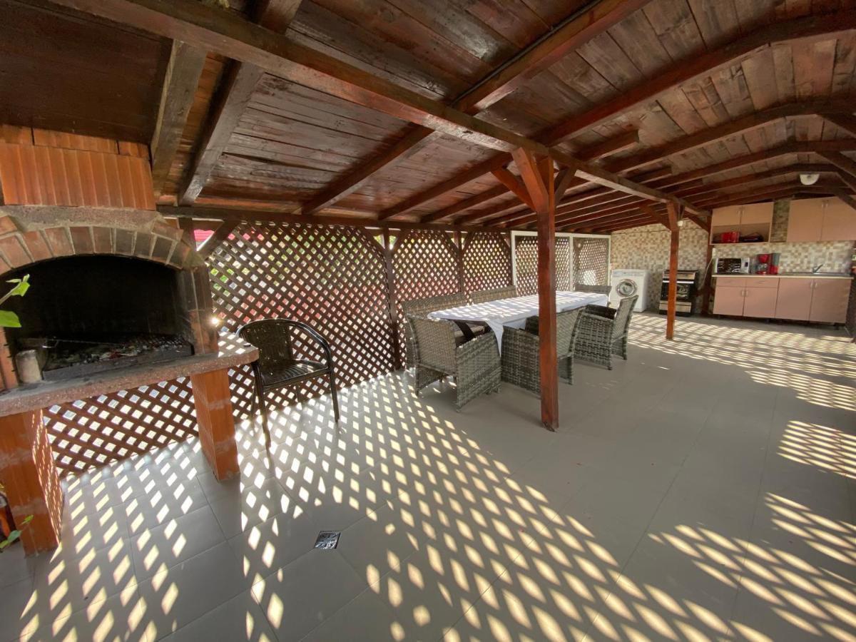 Casa Ciobi Hotel Două Mai Kültér fotó