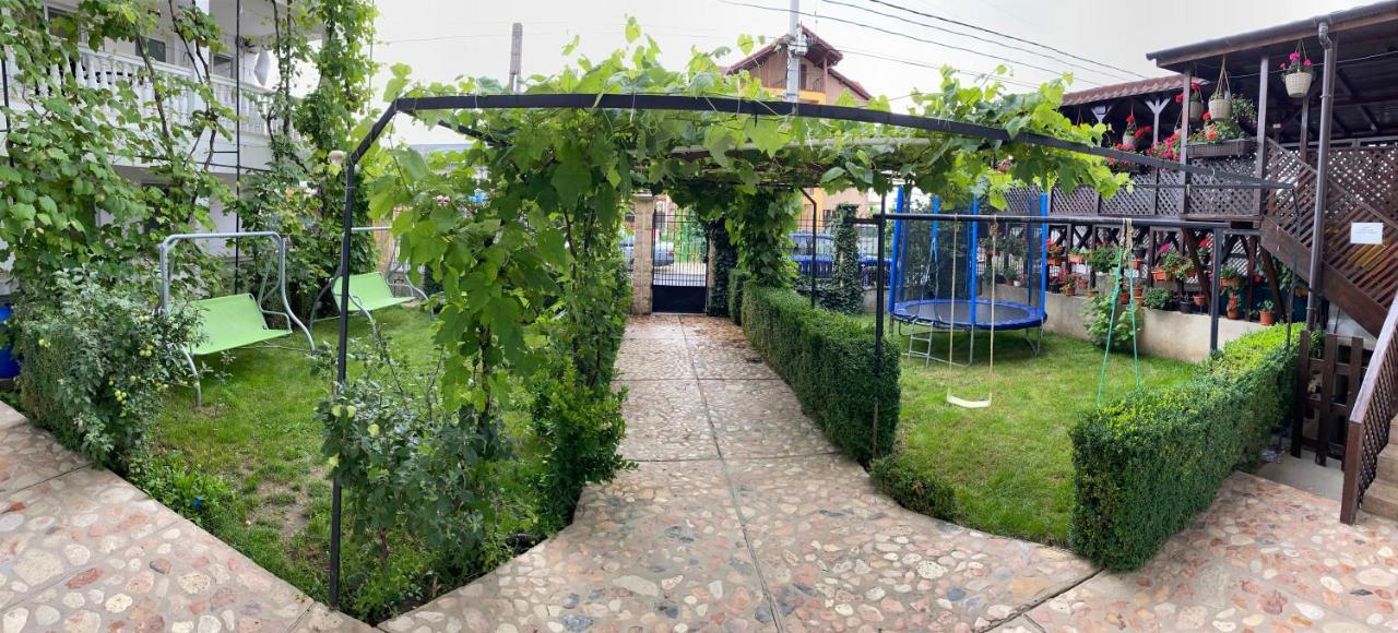 Casa Ciobi Hotel Două Mai Kültér fotó