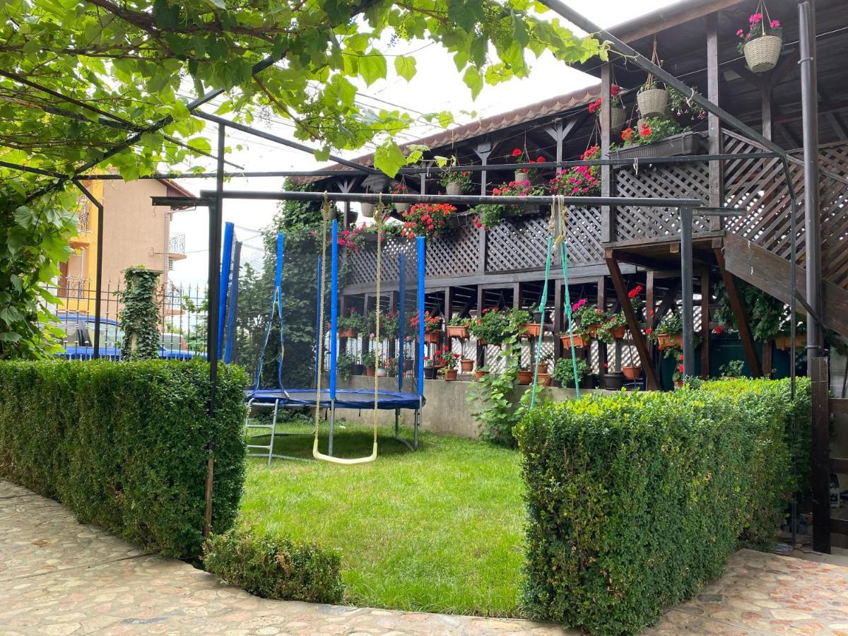 Casa Ciobi Hotel Două Mai Kültér fotó