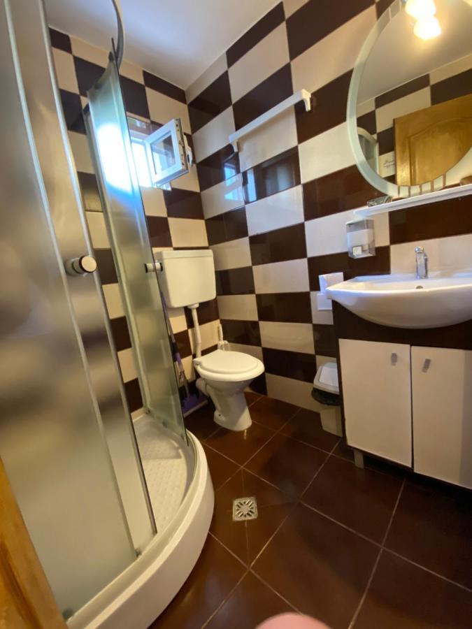 Casa Ciobi Hotel Două Mai Kültér fotó
