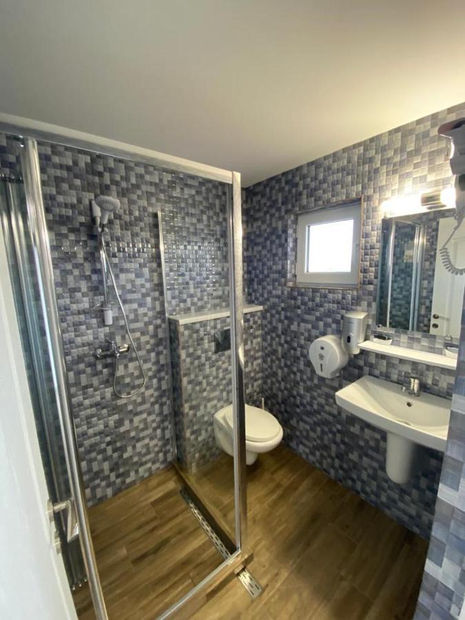 Casa Ciobi Hotel Două Mai Kültér fotó