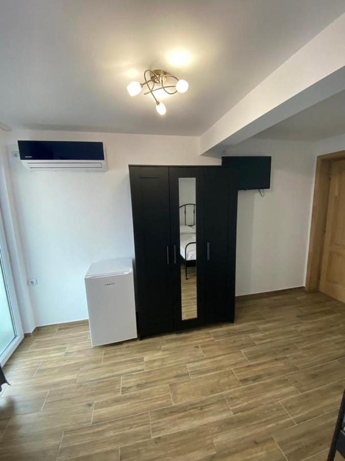 Casa Ciobi Hotel Două Mai Kültér fotó