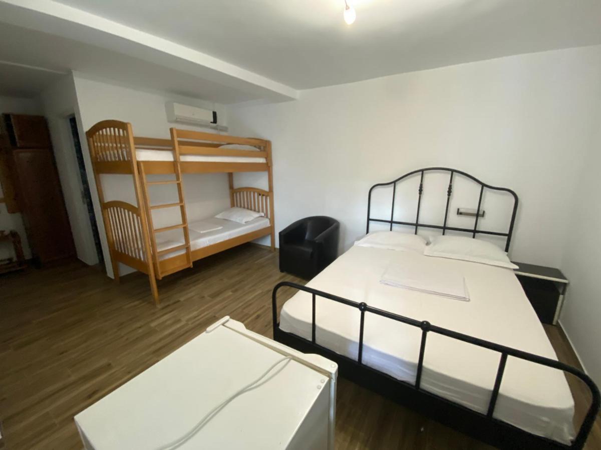 Casa Ciobi Hotel Două Mai Kültér fotó