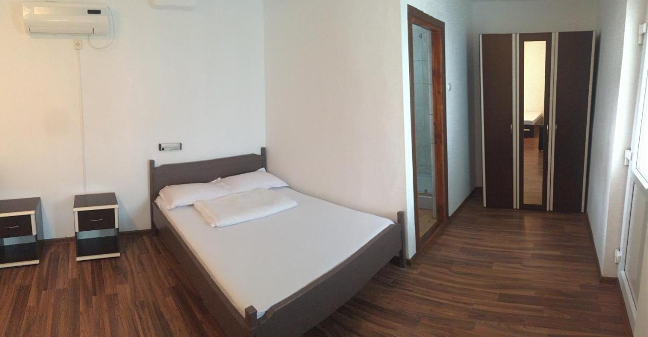 Casa Ciobi Hotel Două Mai Kültér fotó